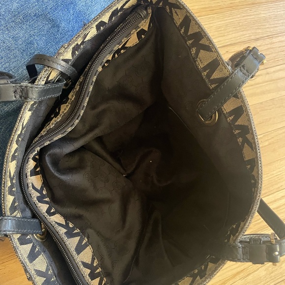 Michael Kors Black and Brown Logo Tote - Picture 6 of 9